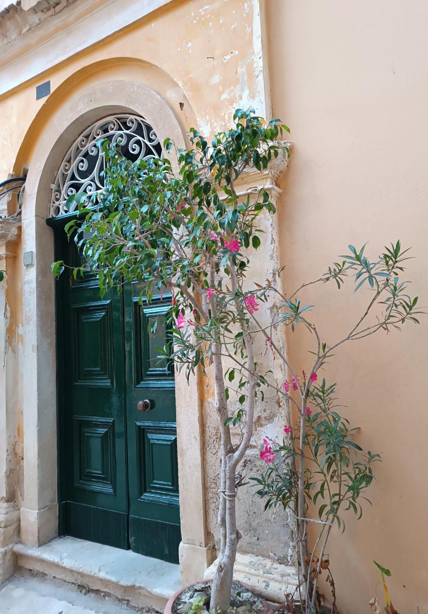 "Dei Vecchi" Apartment In Kerkyra Corfu  Экстерьер фото